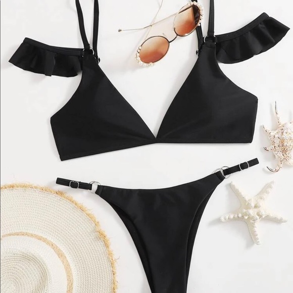 Timeless Retro Black Bikini Swimsuit Set in Large - Picture 2 of 5